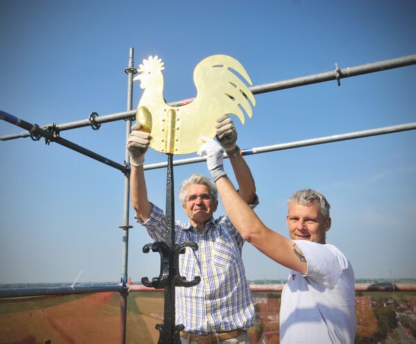 haan-op-toren-als-oplevering